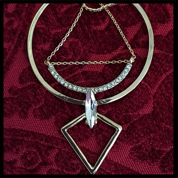 LONG PAVE CRYSTAL PENDANT STATEMENT NECKLACE - Picture 5 of 7